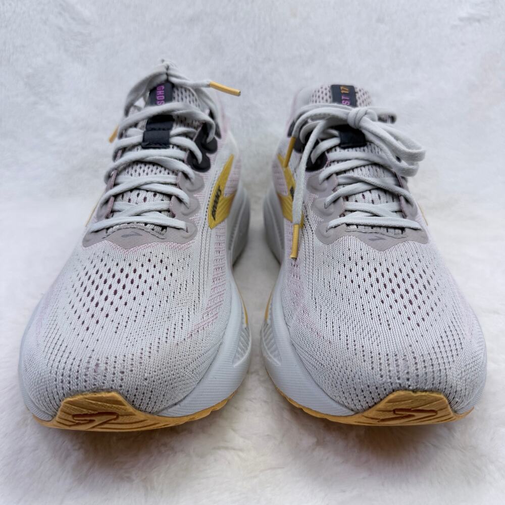 Brooks Ghost 17 Womens Running Shoes Oyster Apricot Pink Size 12 Athletic Shoe - Picture 3 of 10